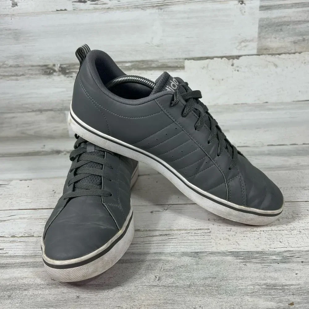 ‎Assistant Mens 10.5